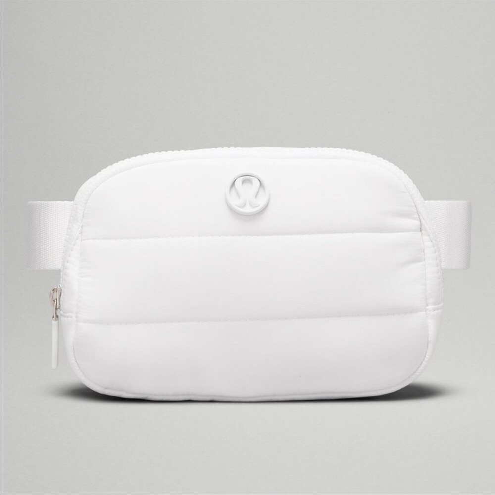 NWT White Lululemon Wunder Puff Belt Bag